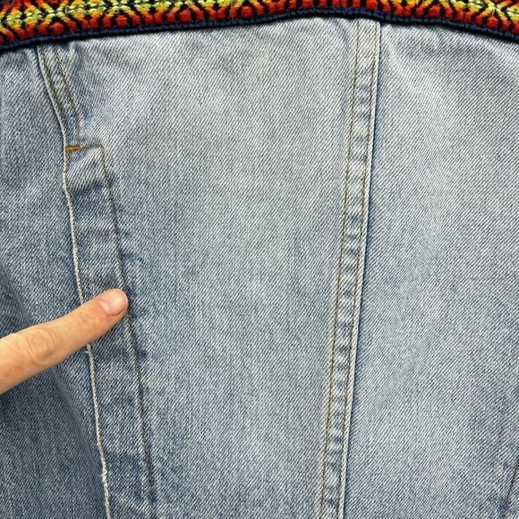 Guess Vintage 80s Denim Jean Jacket Tribal Embroidered Trim USA Made - Picture 12 of 12